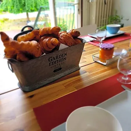 La Bodega Nocleg ze śniadaniem 2*